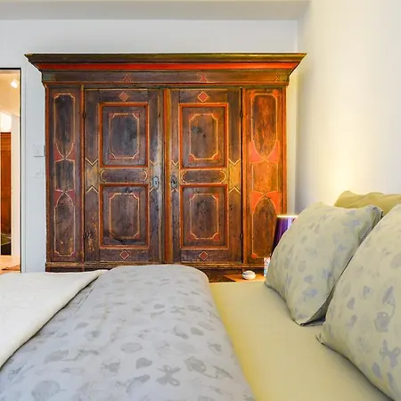 Lorez 2d Apartment Arosa