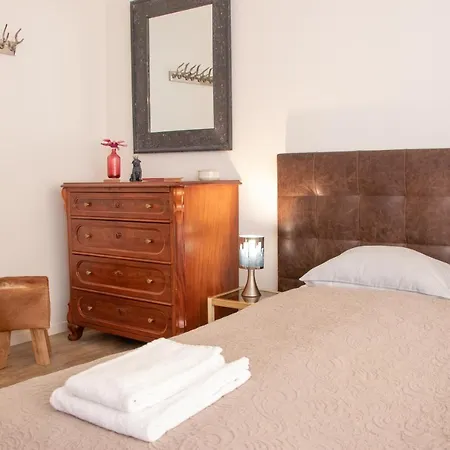 Lorez 2d Apartment Arosa